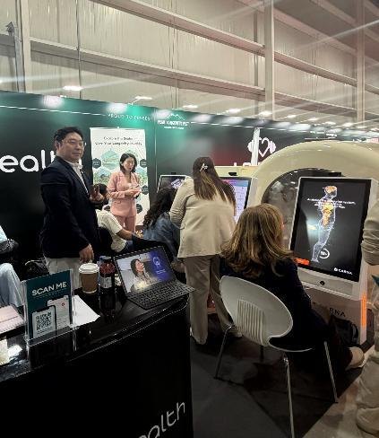 Dubai expo, sales & briefings — photo 2